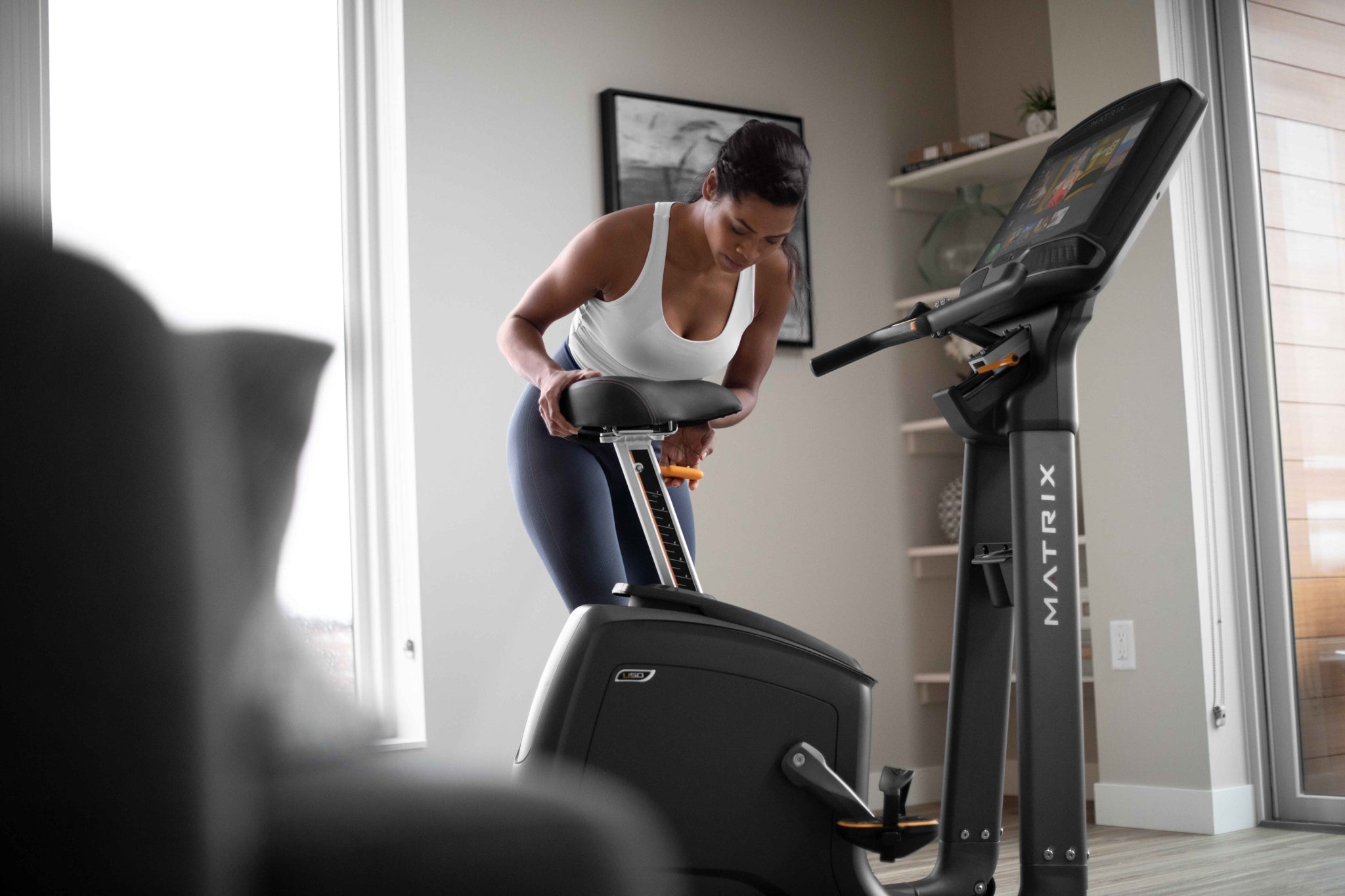 ¡Electrifica tu rutina de spinning! Descubre nuestra colección de bicicletas estacionarias - Wellness Pro Fitness Equipment