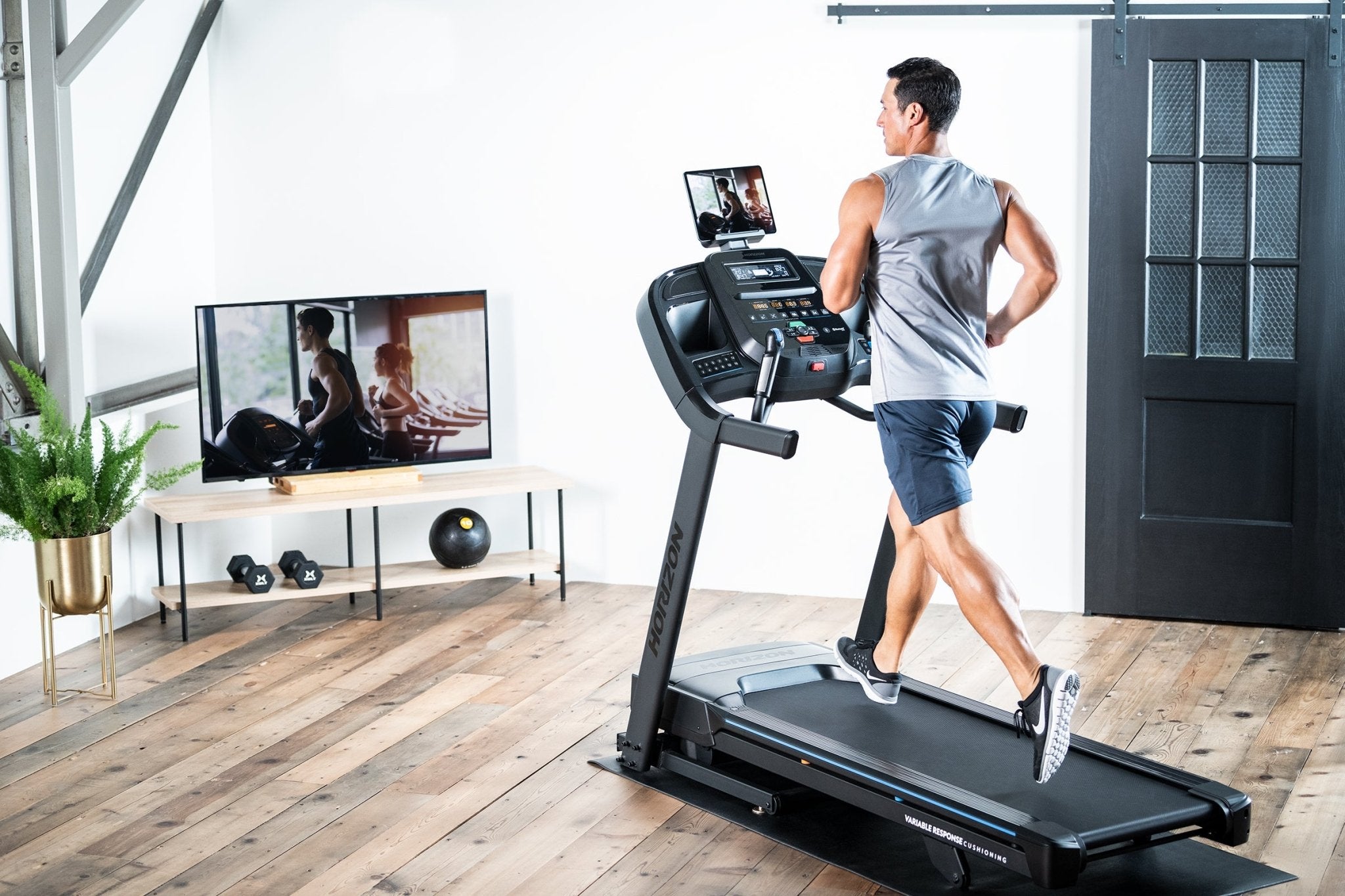 CAMINADORA HORIZON 7.0AT - Wellness Pro Fitness Equipment