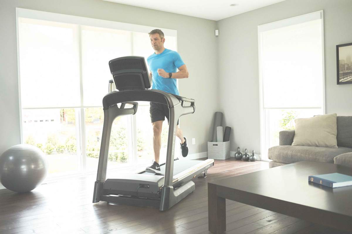 MATRIX TF50 Folding Treadmill LED