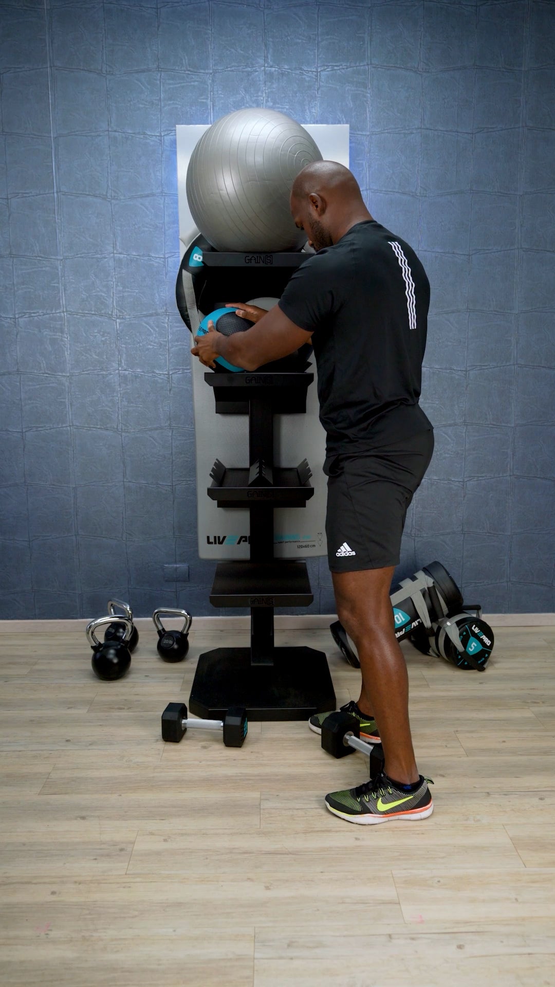 LIVEPRO Rack Accesorios / Accessories Rack - Wellness Pro Fitness Equipment