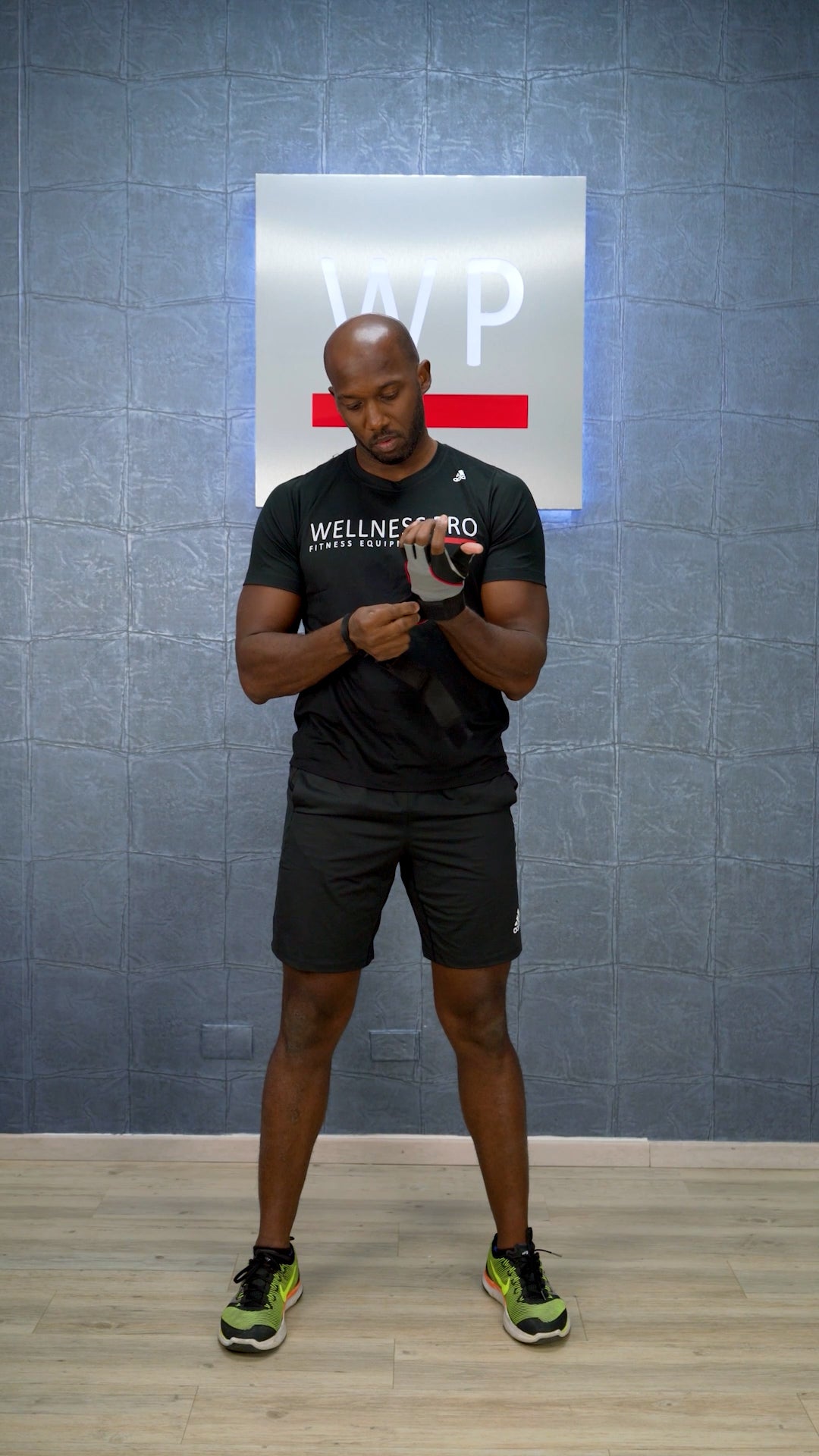 LIVEUP Guantillas para Ejercicios / Exercise Gloves - Wellness Pro Fitness Equipment