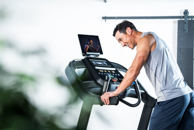 CAMINADORA HORIZON 7.0AT - Wellness Pro Fitness Equipment