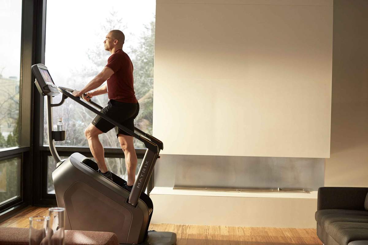MATRIX C50 Ultimate Climbmill (Smart)