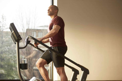 MATRIX C50 Ultimate Climbmill (Smart XL)