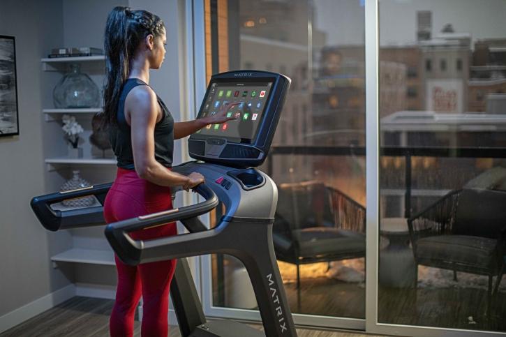 MATRIX T70 Ultimate Running Treadmill (Smart XL)