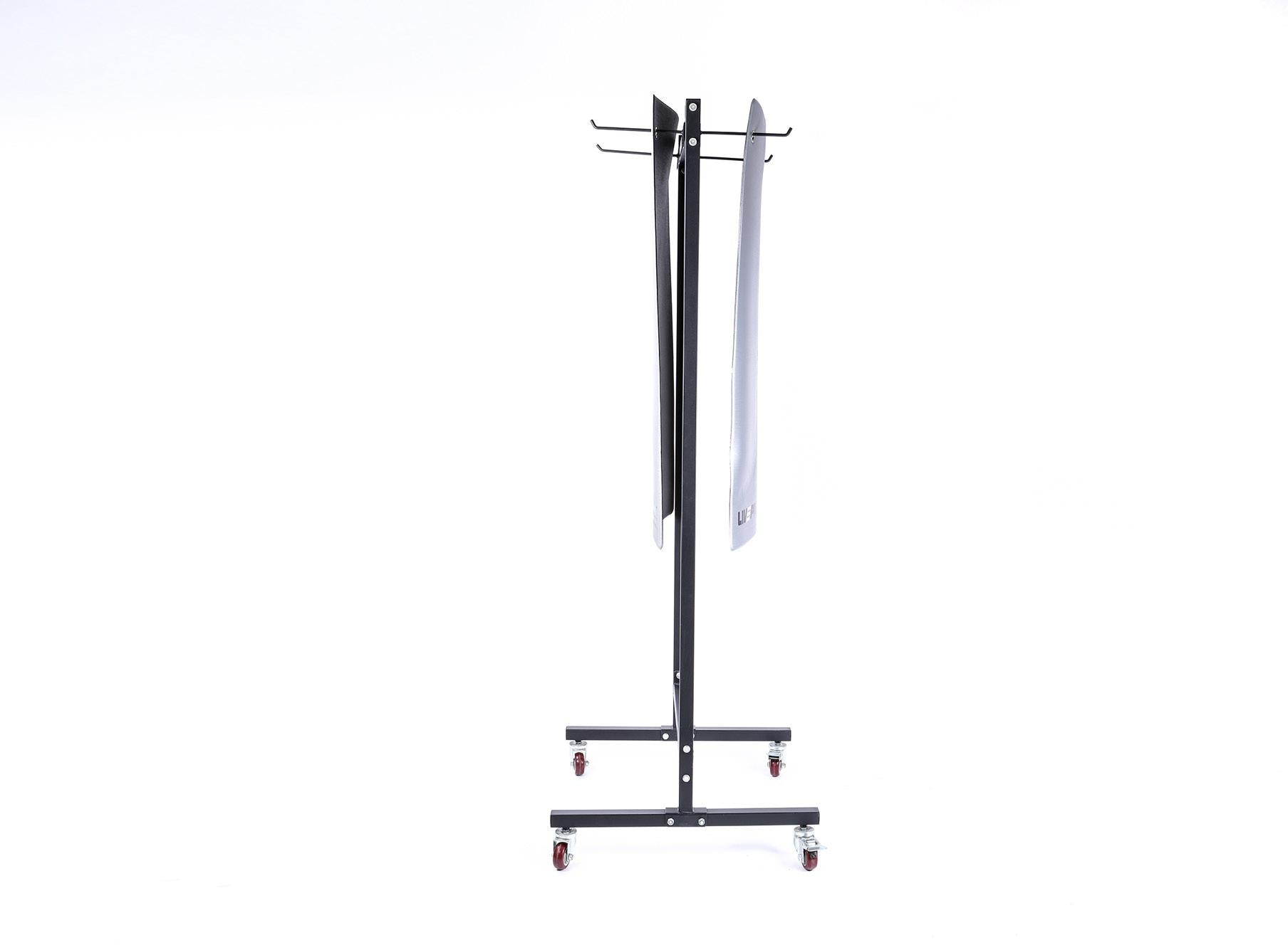 LIVEPRO Estante para Alfombrilla / Mats Rack - Wellness Pro Fitness Equipment