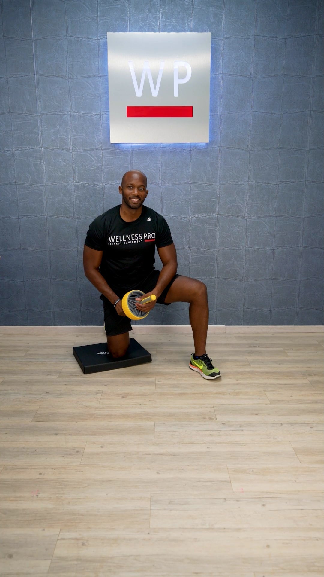 LIVEUP Rueda de Ejercicios / Exercise Wheel - Wellness Pro Fitness Equipment