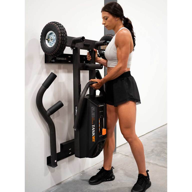 TANK™ M1 PERCHA DE PARED - Wellness Pro Fitness Equipment
