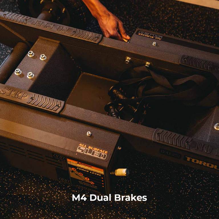 TANK™ M4 CON MANILLAR PROFESIONAL